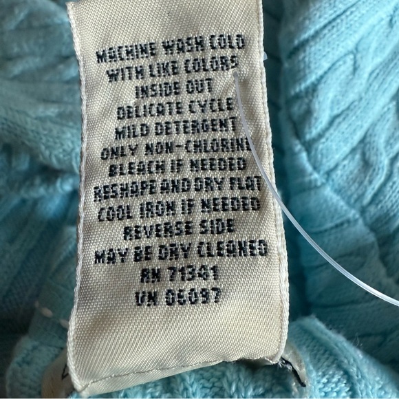 LL Bean Women’s Cable Knit Pullover Sweater Vest V Neck Size XS Blue Vacation - Picture 8 of 10